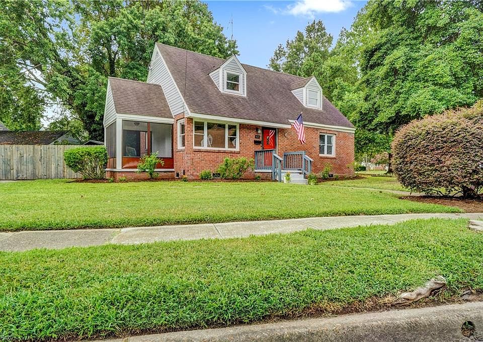 Wonderful Cape Cod sits back on spacious lot