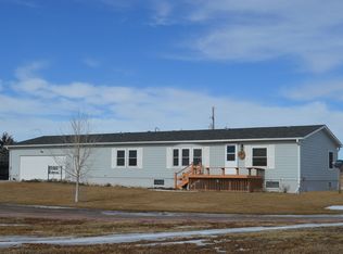 208 S First St, Lisco, NE 69148