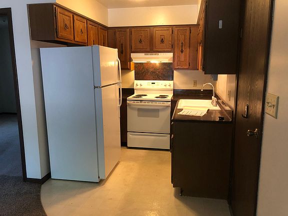 Kitchen and appliances.