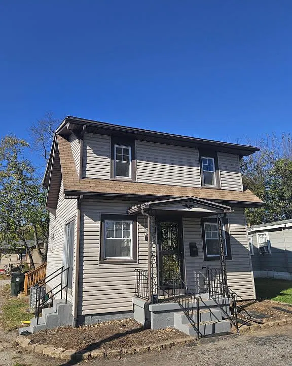 1 Ivy Ct