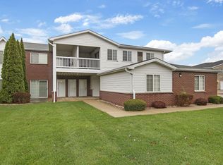 838 Boulder Trl, Racine, WI 53406