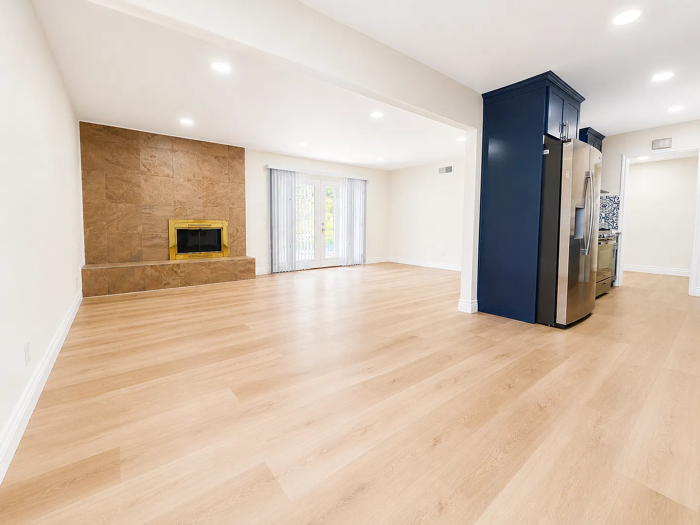 Stunning La Puenta Home — Photo 3