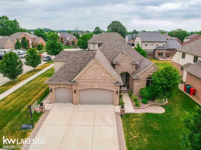 55322 Breton Woods Dr, Macomb, MI, 48042