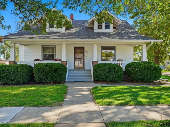 120 S Maple Ave, Milford, NE 68405