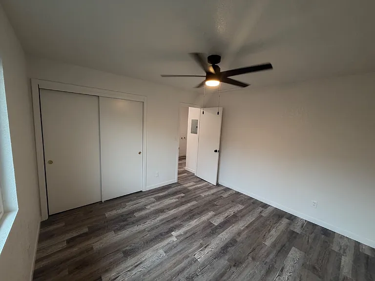 412 N St — Photo 15