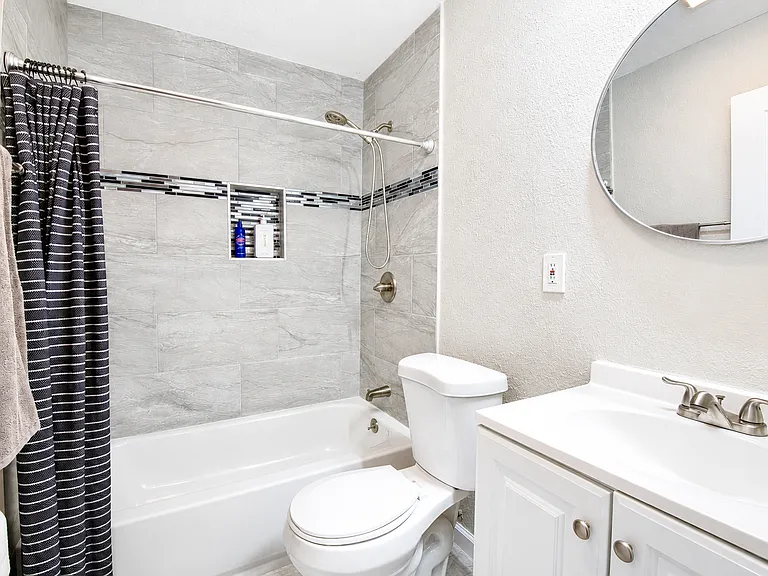 411 Fowles St — Photo 25