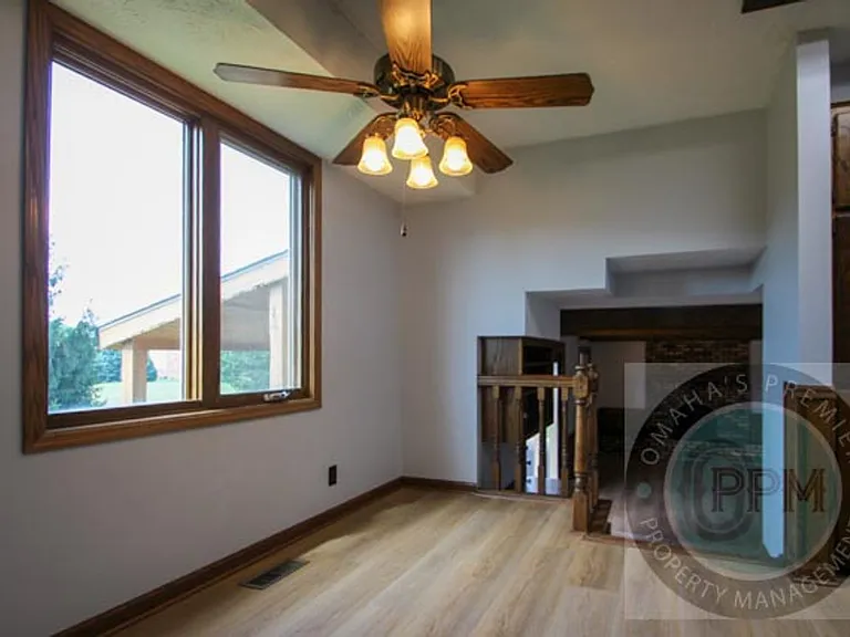5614 N 116th Avenue Cir — Photo 14