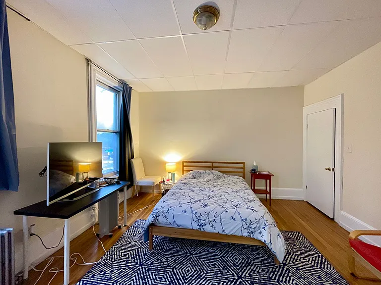 2219 Spring Garden St #2221 — Photo 8