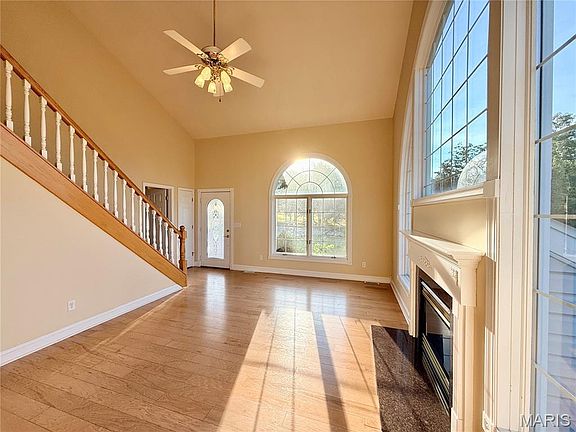 4th image of 712 Big Spring Blvd