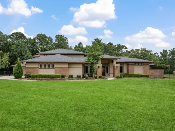 9453 Deer Path Ln, Magnolia, TX 77354