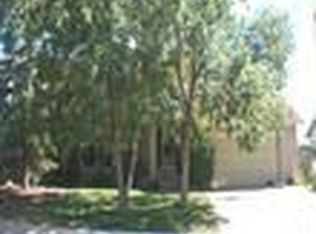 402 Mountain Chickadee Rd, Highlands Ranch, CO 80126