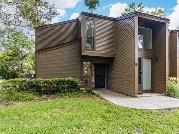 11 SURREY COURT #11, PALM COAST, FL 32137