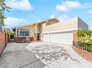 6402 Cantiles Ave, Cypress, CA 90630