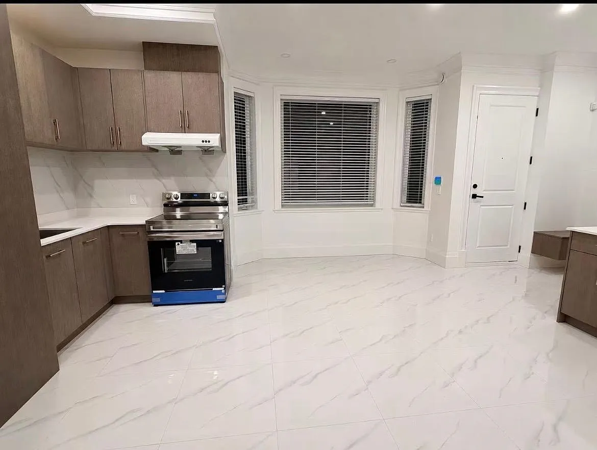 2 bed, $2,750 — Photo 2