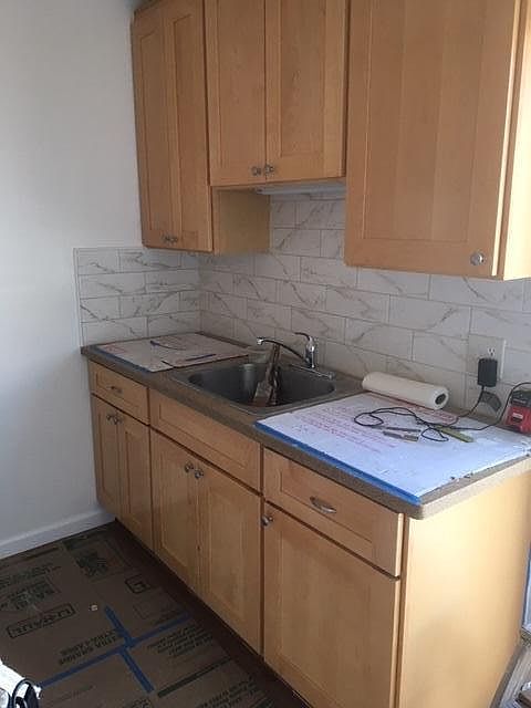 2nd image of 2749 McAllister St #4