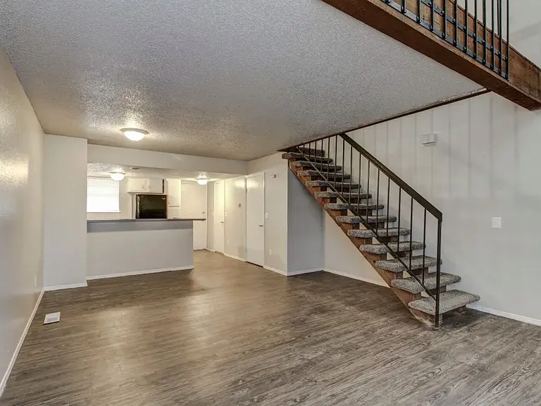 Ashley Park Estates — Photo 11