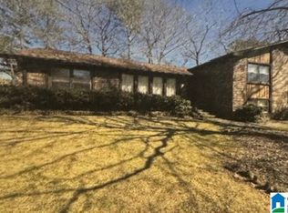 6505 Quail Run Dr, Pelham, AL 35124