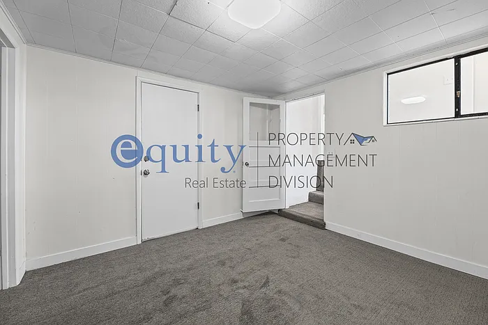 4305 S Phillips Ln #BASEMENT — Photo 7
