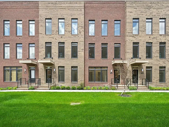 522 Riverfront Ln, Columbus, OH 43201