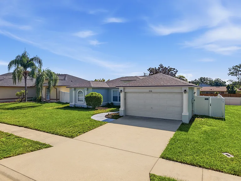 1730 Canoe Dr — Photo 3