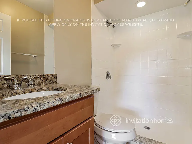 992 Union St — Photo 15