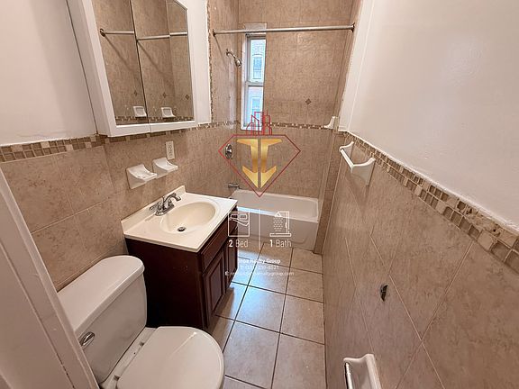 3rd image of 154 Belmont Ave APT 104