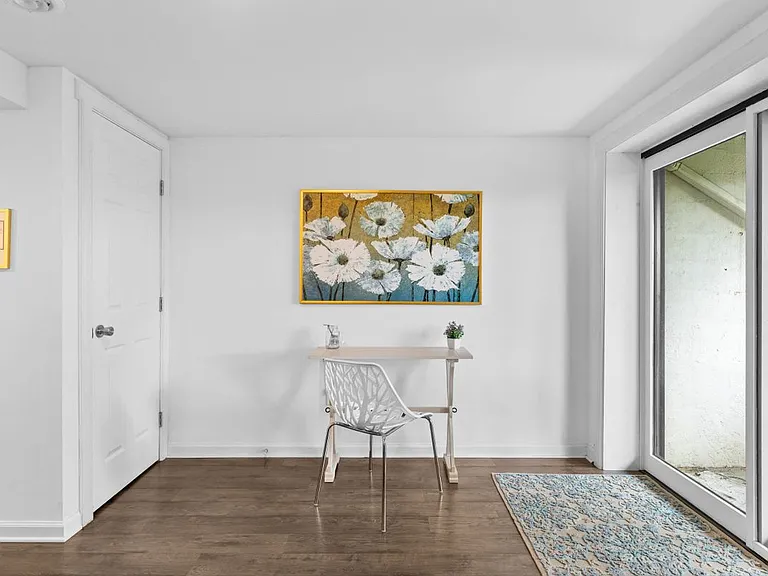 6 Harbour Ln — Photo 19