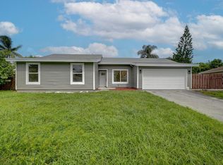 5588 Barnstead Cir, Lake Worth, FL 33463
