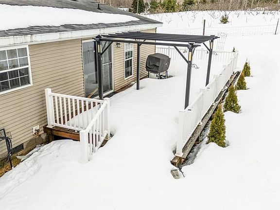 4th image of 305 N Advance Rd