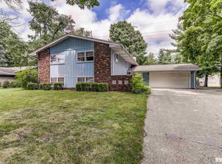 149 Seminole Dr, Springfield, IL 62704