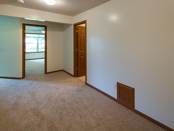 Spacious Lower Level w/ Bed