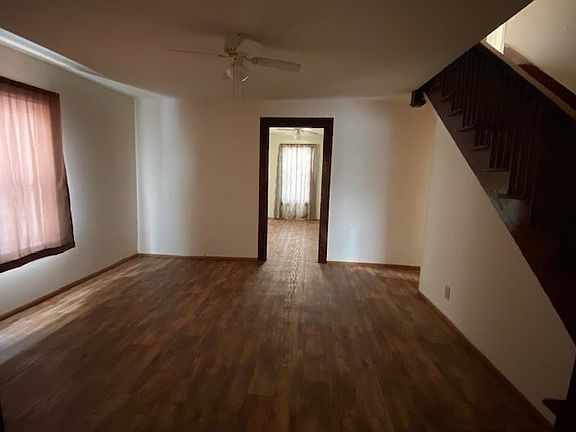 4th image of 1011 Summerlee Ave