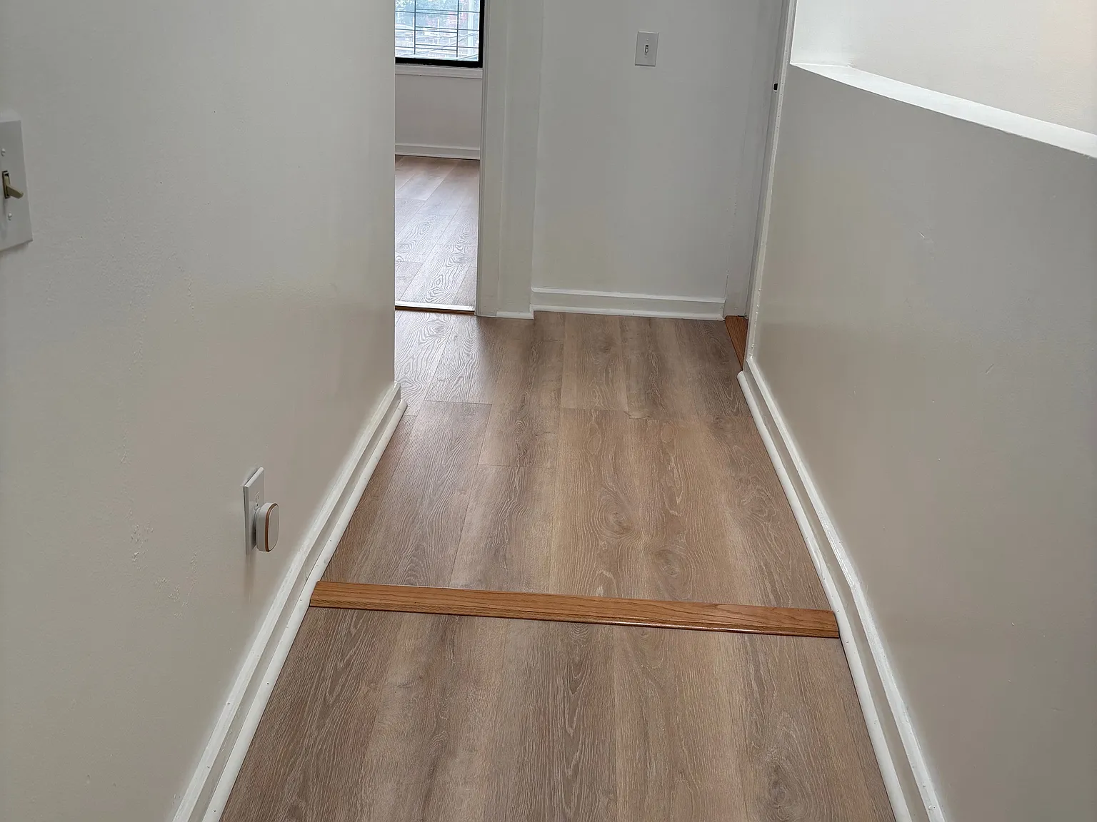 3 bed, 1200 sqft, $3,800 — Photo 2