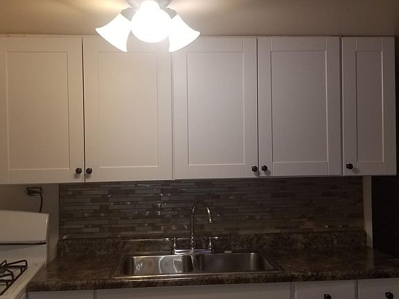 5th image of 5428 S Hermitage Ave APT 3