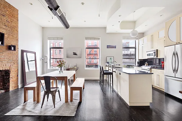 Rented by Compass | media 7