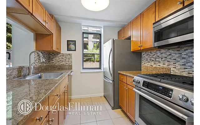 Sold by Douglas Elliman | media 2
