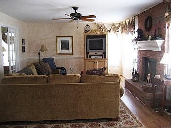 4th image of 22130 Antler Dr