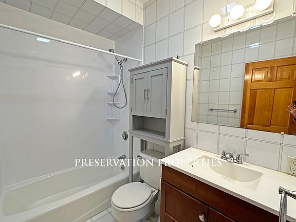 5th image of 35 Eddy St #35
