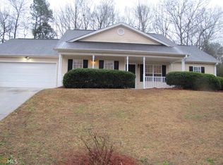 532 Greenfield Dr, Statham, GA 30666