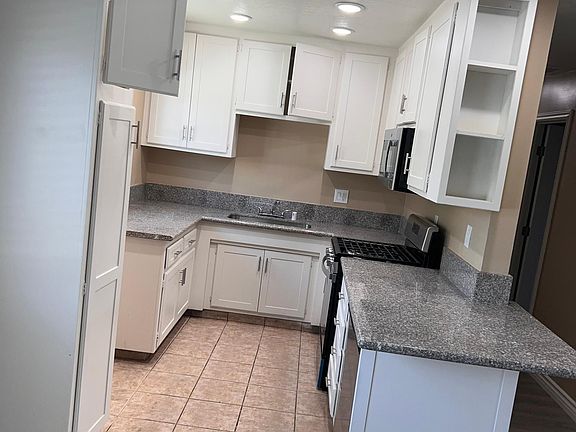 2nd image of 6830 Rosemead Blvd APT 18