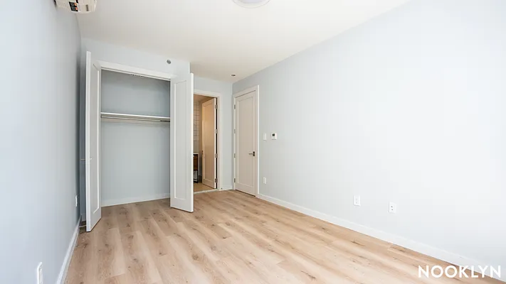 Rented by Nooklyn NYC LLC | media 108