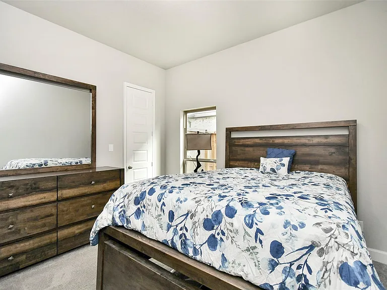 5042 Albany Shores Ln — Photo 9