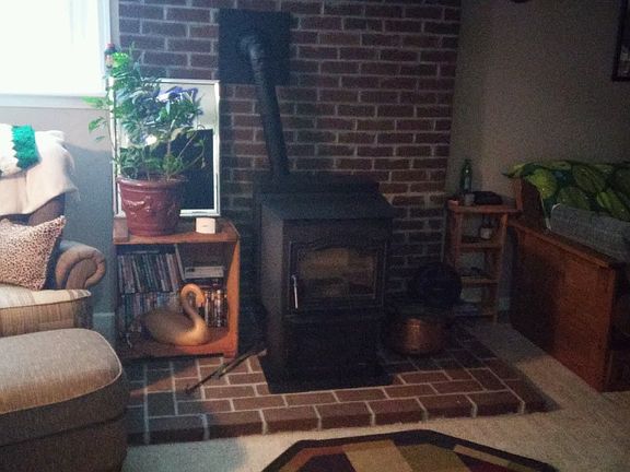 3rd image of 18 Lynnwood Dr