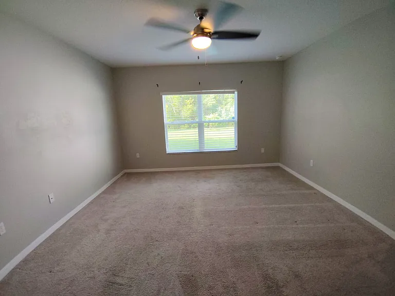 2213 Waukegan Dr — Photo 8