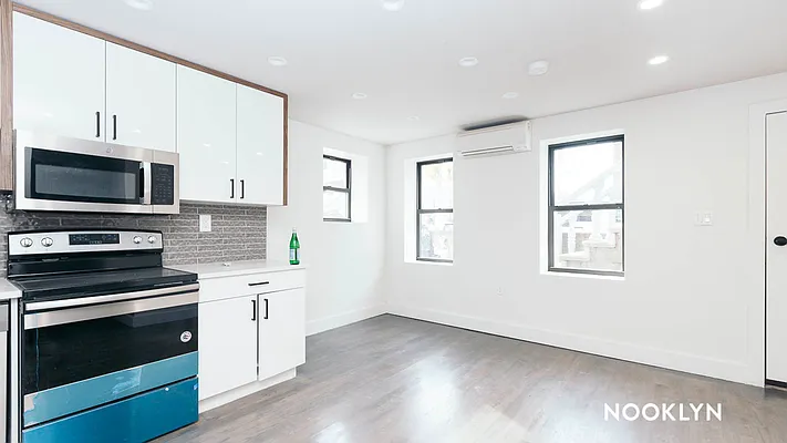 Rented by Nooklyn NYC LLC | media 24