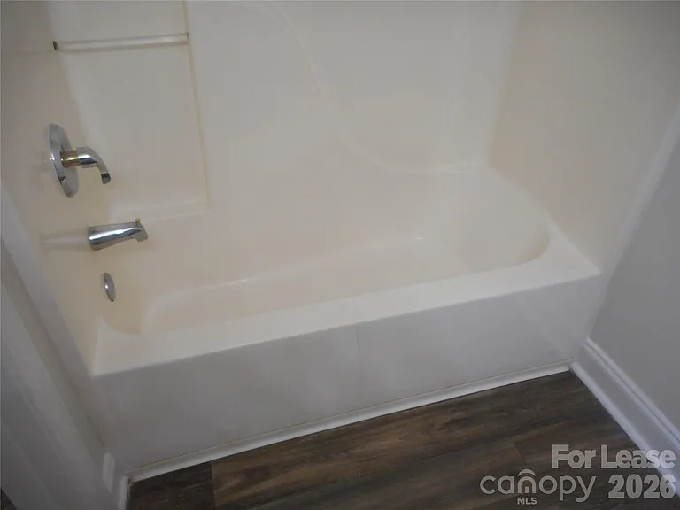 2421 Ryerson Ct — Photo 13