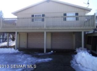 1573 Wabasha Ave, Saint Charles, MN 55972