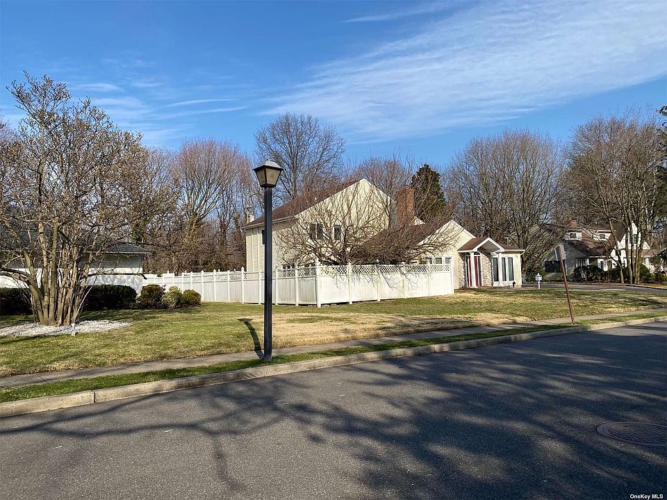 1st image of 87 Parkway Dr