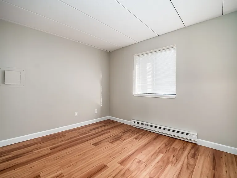 10 Main St #602 — Photo 10