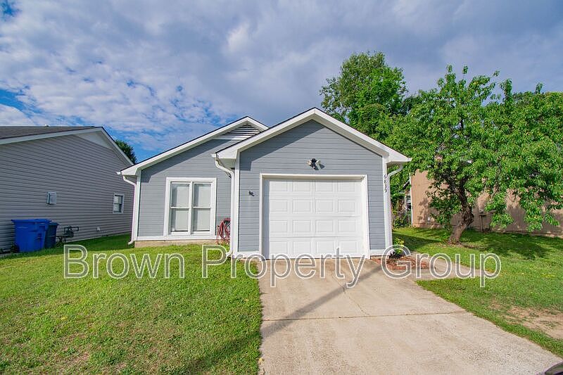 1st image of 6839 Shawcross Ln